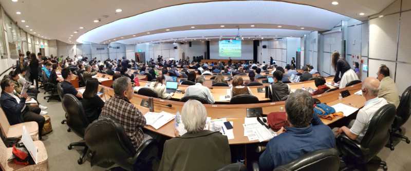 參加臺灣環(huán)境保護論壇